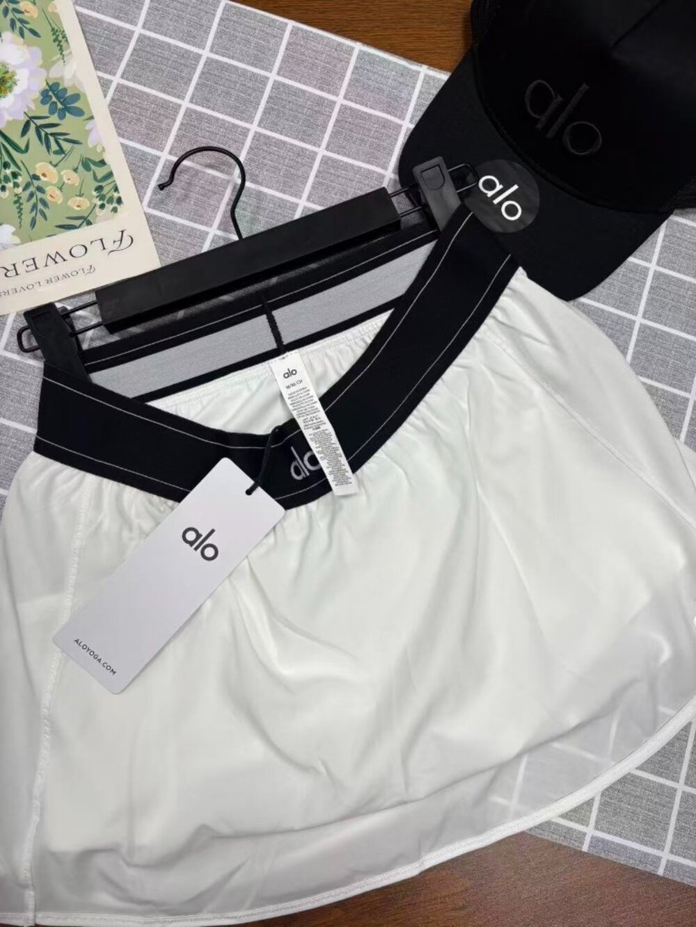 ⭐Brand new ALO Yoga Match Point Tennis Skirt White Sports Skirt High-Waisted - Picture 5 of 8